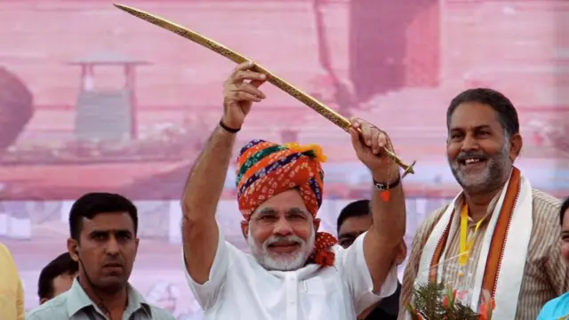 2013માં મેટ્રોપોલિટીન કોર્ટે વડા પ્રધાન મોદીને ક્લિનચીટ આપી
