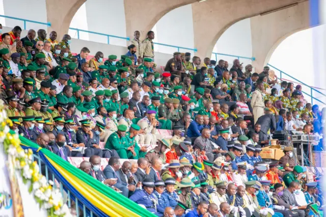 Wananchi walivyojaa katika uwanja wa Dar es Salaam kwa sherehe za miaka 60 ya Uhuru wa Tanzania