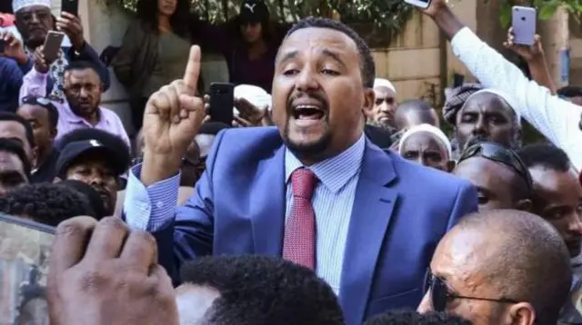 Siku ya Jumanne makundi ya kidini na viongozi wa kisiasa walijaribu kuwashawishi wafungwa kumaliza mgomo bila mafanikio
