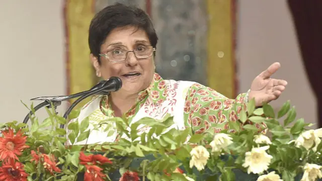 किरण बेदी