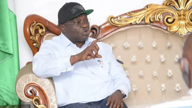 Gọvanọ Okezie Ikpeazu
