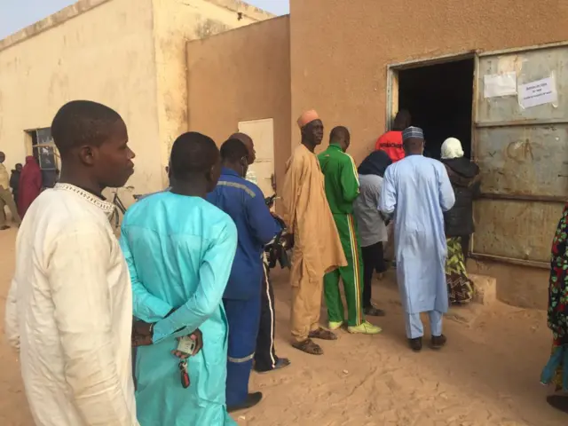 An fara zabe da misalin karfe 8 na safe a mazaba ta 14 a unguwar Zulanke, a di’irar birnin Tahoua