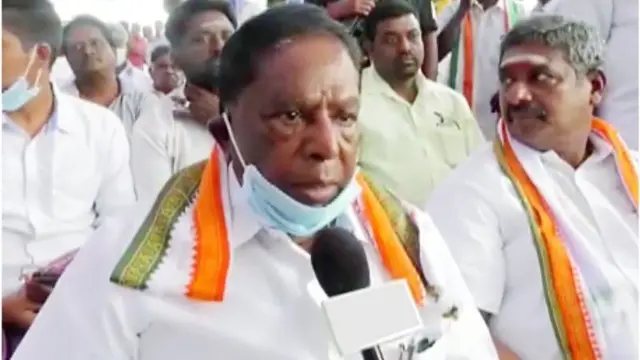 पुडुचेरी के मुख्यमंत्री वी. नारायणसामी