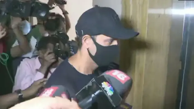 फर्जी ईमेल मामले में कंगना रनौत के खिलाफ बयान दर्ज कराने कमिश्नर ऑफिस पहुंचे ऋतिक रोशन