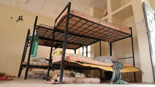 Gabadha ayaa lagu soo warramayaa in loo qaaday keyn u dhaw iskuulka