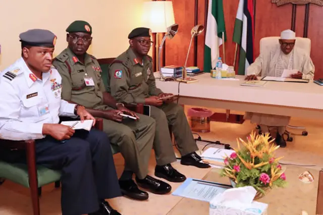 Buhari na ndị isi ndị agha nke ochie