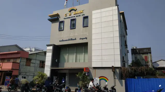 စစ်တွေမှာ ဘဏ်တွေ ပိတ်ထား