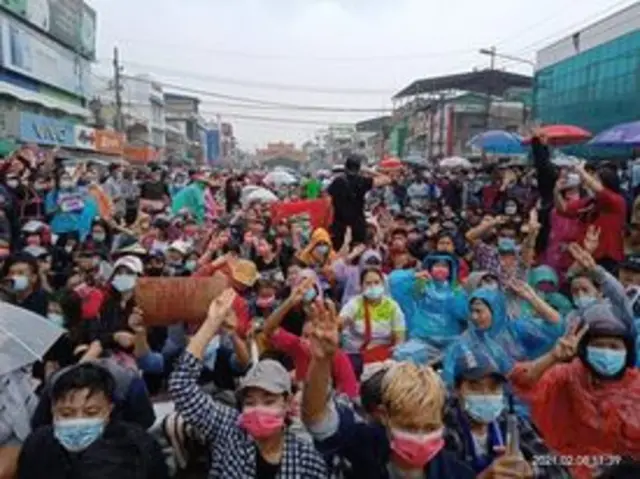 မြဝတီ၊ စစ်အာဏာသိမ်း၊ ဆန္ဒပြ၊