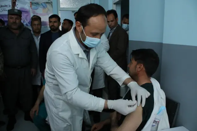 افغانستان، کرونا، وزارت صحت عامه، واکسن، چین