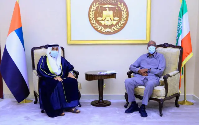 Madaxweynaha Somaliland Muuse Biixi Cabdi iyo wakiilka Imaaraatka Carabta Cabdulla Al Naqbi