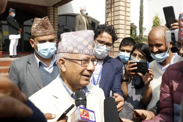 माधव नेपाल