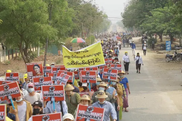 ကျွန်းလှမြို့နယ် အထွေထွေသပိတ်
