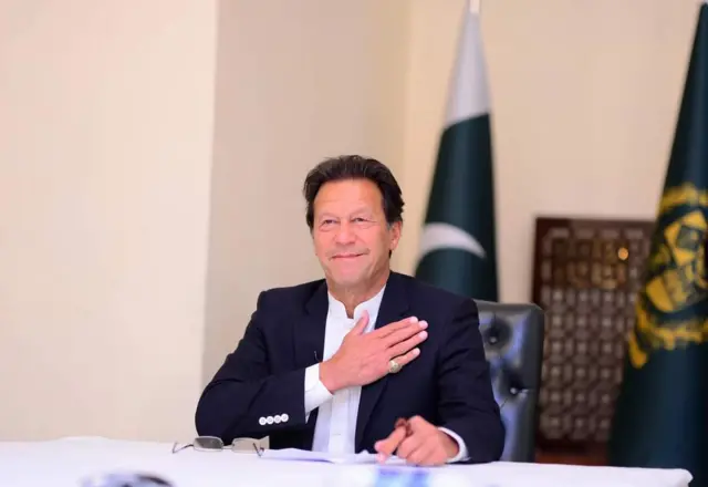 ’عمران خان کی صحت بہتر ہے، کورونا کی علامات بہت معمولی نوعیت کی ہیں‘