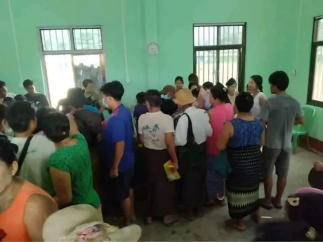 ရွှေပြည်သာ  ဧည့်စာရင်းတိုင်နေကြ