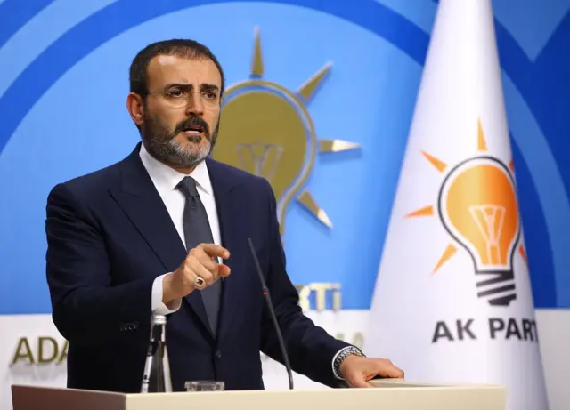 Mahir Ünal
