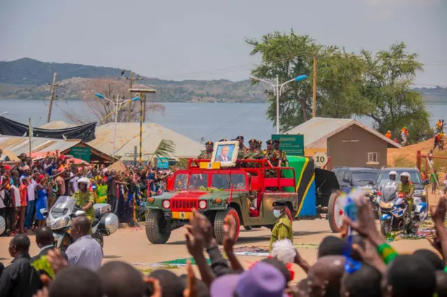 Msafara uliobeba mwili wa Hayati John Magufuli