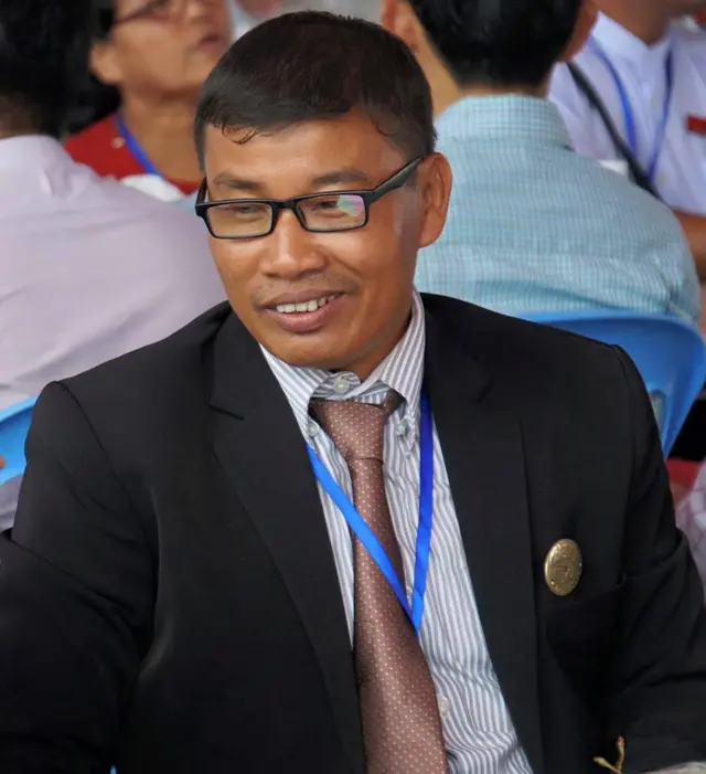 အေအေအဖွဲ့ပြောခွင့်ရသူ ခိုင်သုခ