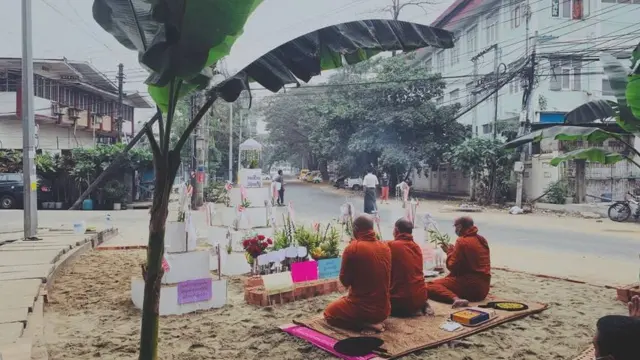 အလုံက ဆုတောင်းသဲပုံစေတီ
