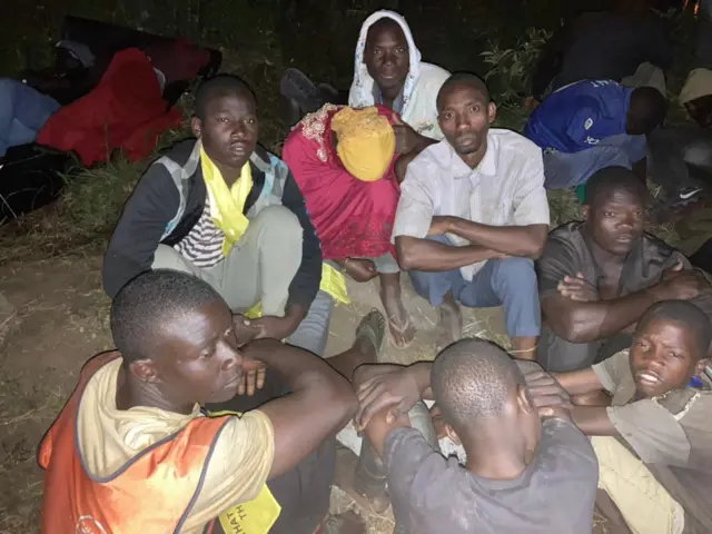 Wakazi wengine walivumilia baridi kali kumsubiri Hayati Pombe Magufuli
