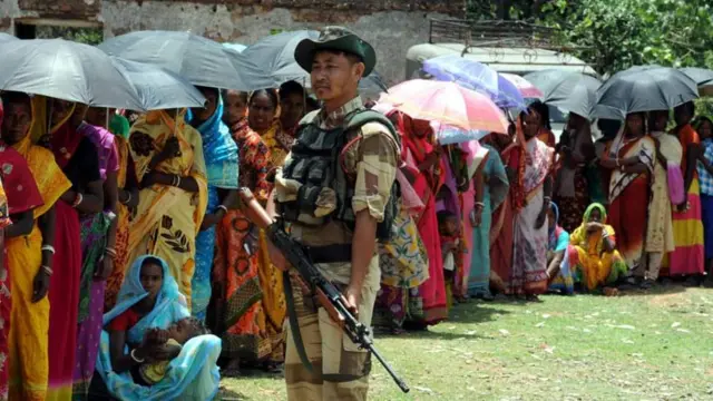 પશ્ચિમ બંગાળમાં સજ્જડ સુરક્ષા બંદોબસ્ત કરવામાં આવ્યો છે.