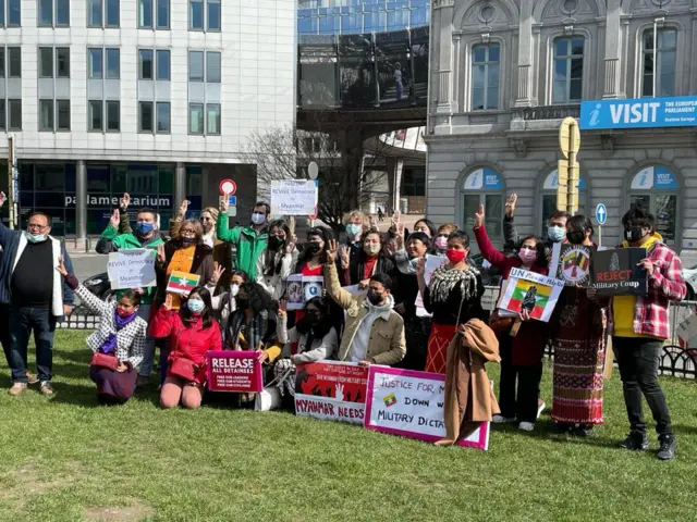 ဘယ်လ်ဂျီယံမှာ ဥရောပပါလီမန်ကို တောင်းဆို ဆန္ဒပြ