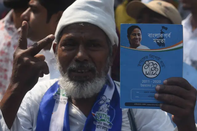 ચૂંટણીપ્રચારમાં મમતા બેનરજીના એક સમર્થક