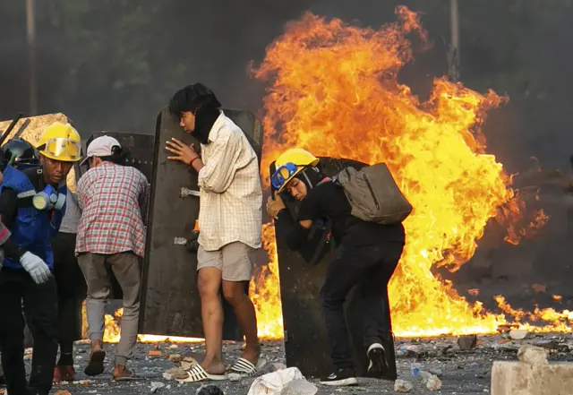 စစ်ကောင်စီ