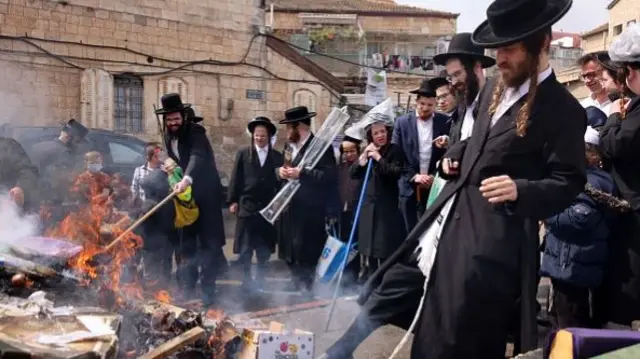 Ndị Jew na-agba ngwongwo