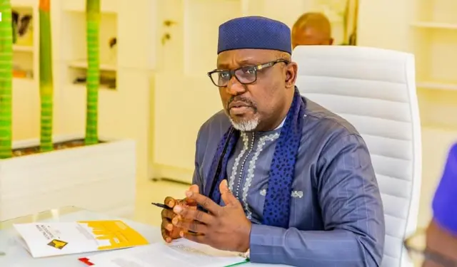 Sịnetọ Rochas Okorocha