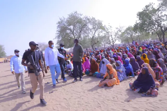 Gwamna Zulum ya yi rabon kudi