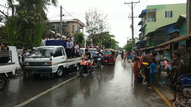 သင်္ကြန်ကြိုနေ့ စစ်တွေမြို့မြင်ကွင်း