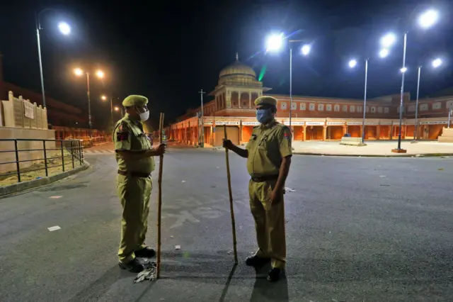 राजस्थान में नाइट कर्फ्यू