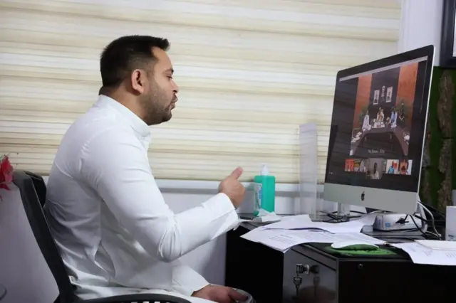 तेजस्वी यादव