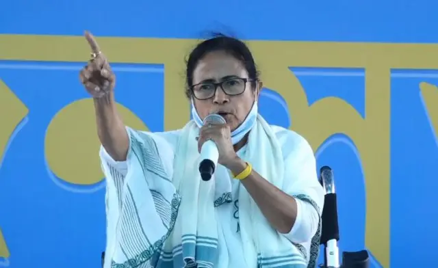 फ़ेसबुक/टीएमसी