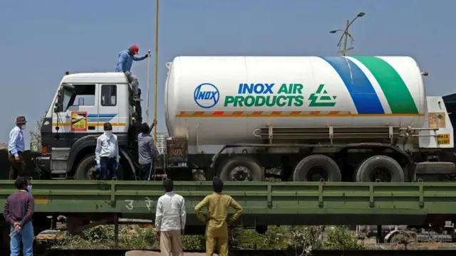 oxygen  tanker
