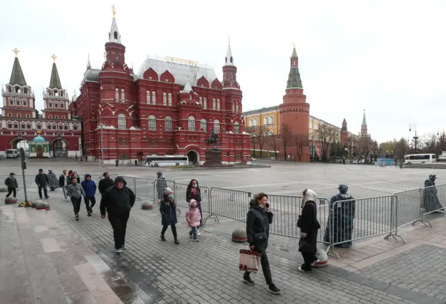 Ограждения на Манежной площади