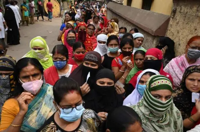 मतदान केंद्र