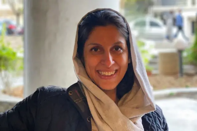 نازانين زاغاري راتكليف: موظفة المنظمة الخيرية التي تحمل الجنسية البريطانية من جديد إلى السجن في إيران بتهمة جديدة