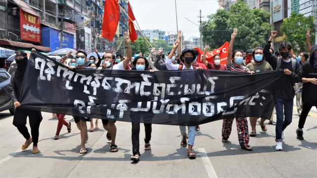 "ရန်ကိုကုန်အောင် ရှင်းမယ်" ဆိုတဲ့ ရန်ကုန်ကသပိတ်