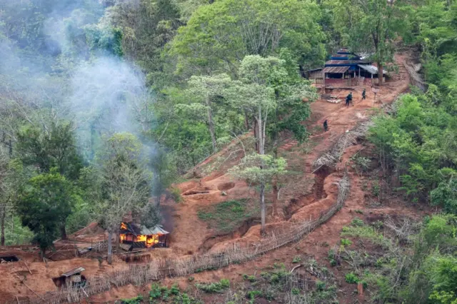 KNU တပ်မဟာ ၅ ရဲ့တိုက်ခိုက်သိမ်းပိုက်တာခံခဲ့ရတဲ့ စစ်ကောင်စီရဲ့ သောင်ရင်းမြစ်လုံခြုံရေးစခန်း