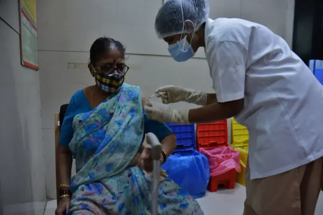 கொரோனா தடுப்பூசி