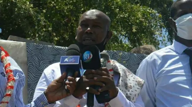 Zakariye Ismaaciil waa ninka kaliya ah ee la tartamaya madaxweyne Geelle