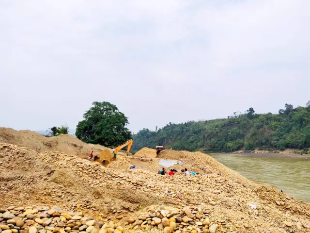 မြစ်ဆုံစီမံကိန်းဧရိယာထဲမှာ ရွှေတူးဖော်မှုတွေရှိနေ