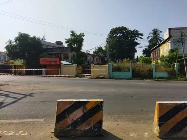 ပဲခူးနာရီစင်နားမှာ ဒီနေ့မနက်ခင်းကတည်းက ကြိုးဟန့်တားထား
