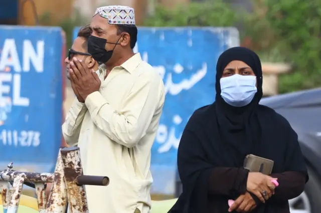 کورونا، پاکستان