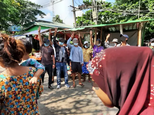 ဒလမြို့မှာရဲနဲ့စစ်ကားတွေလုံခြုံရေးတင်းကျပ်ထားတဲ့ကြားက လူငယ်အချို့ဆန္ဒပြ