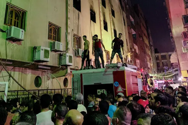 الكنيسة