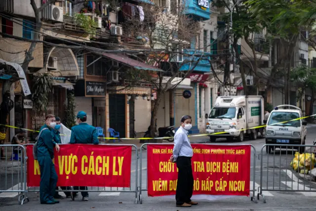 Nhiều điểm, địa phương cách ly vì Covid