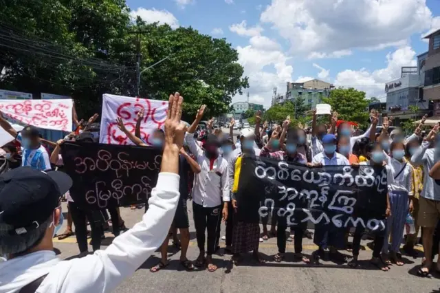 ရန်ကုန်မြို့က မေလ ၁၂ ရက် ဆန္ဒပြမှု