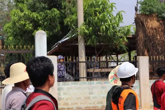 ဖရူဆိုလူငယ်တွေရဲ့မတ်လလည်ပိုင်းက ဆန္ဒပြပွဲ